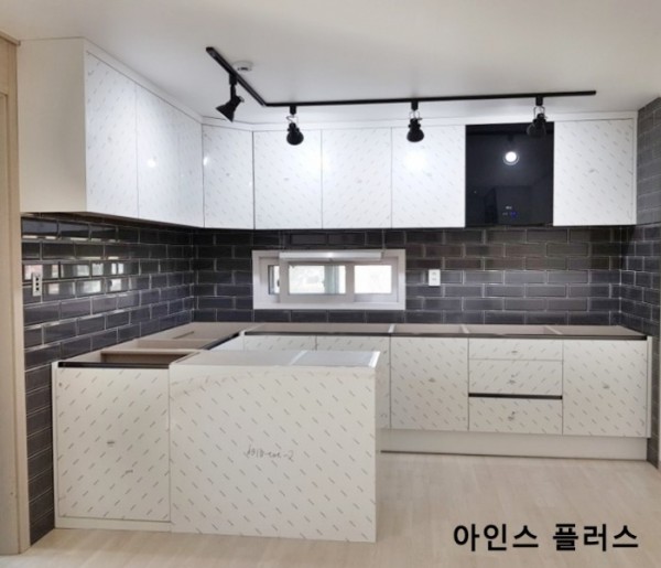 29d4066cef489aebda41963cda9498be.jpg
